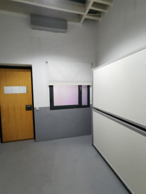  Traveller Box Hostel  Севилья